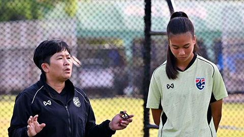 Cầu thủ Thái Lan bị cấm dùng mạng xã hội trước trận ‘chung kết’ với Việt Nam