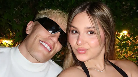 Alejandro Garnacho khoe bạn gái nóng bỏng trên MXH