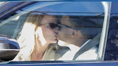 Bạn gái xinh như mộng của Mbappe mắc chứng bệnh 'kinh khủng'