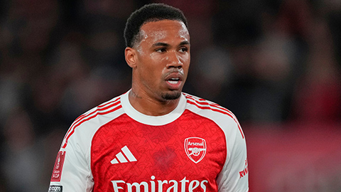 Arsenal 'thua đơn thiệt kép' sau thất bại trước Southampton