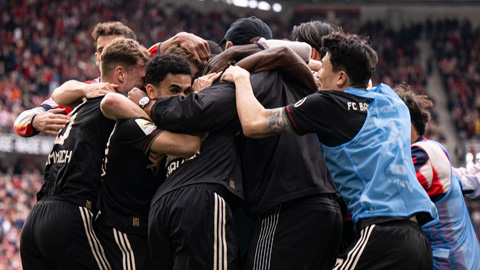 Bayern Munich gửi 'chiến thư' cho Real Madrid bằng cột mốc lịch sử