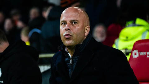 Liverpool quyết định tương lai của Arne Slot sau đại chiến PSG