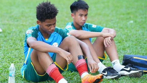 Đoạn kết buồn cho ‘thần đồng’ gốc Phi Adu Huỳnh Đức Favour