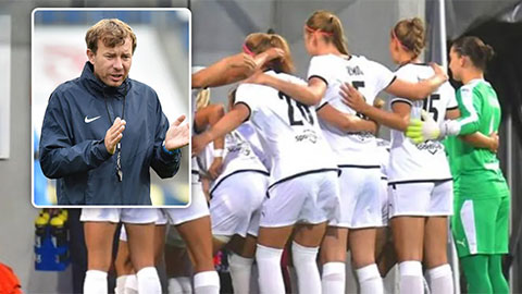 Huấn luyện viên quay lén nữ cầu thủ suốt 4 năm