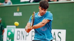 Carlos Alcaraz cán mốc 300 trận thắng, tiến vào bán kết Monte Carlo Masters
