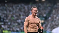 Top 5 cầu thủ bật chế độ 'quái thú' đúng thời điểm quyết định