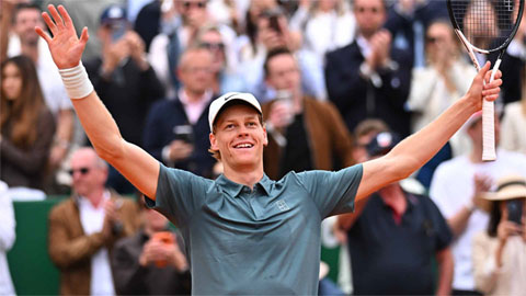 Hạ Carlos Alcaraz, Jannik Sinner lần đầu vô địch Monte Carlo Masters