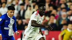 Atletico bại trận trước Sevilla vì mải nghĩ tới Barcelona