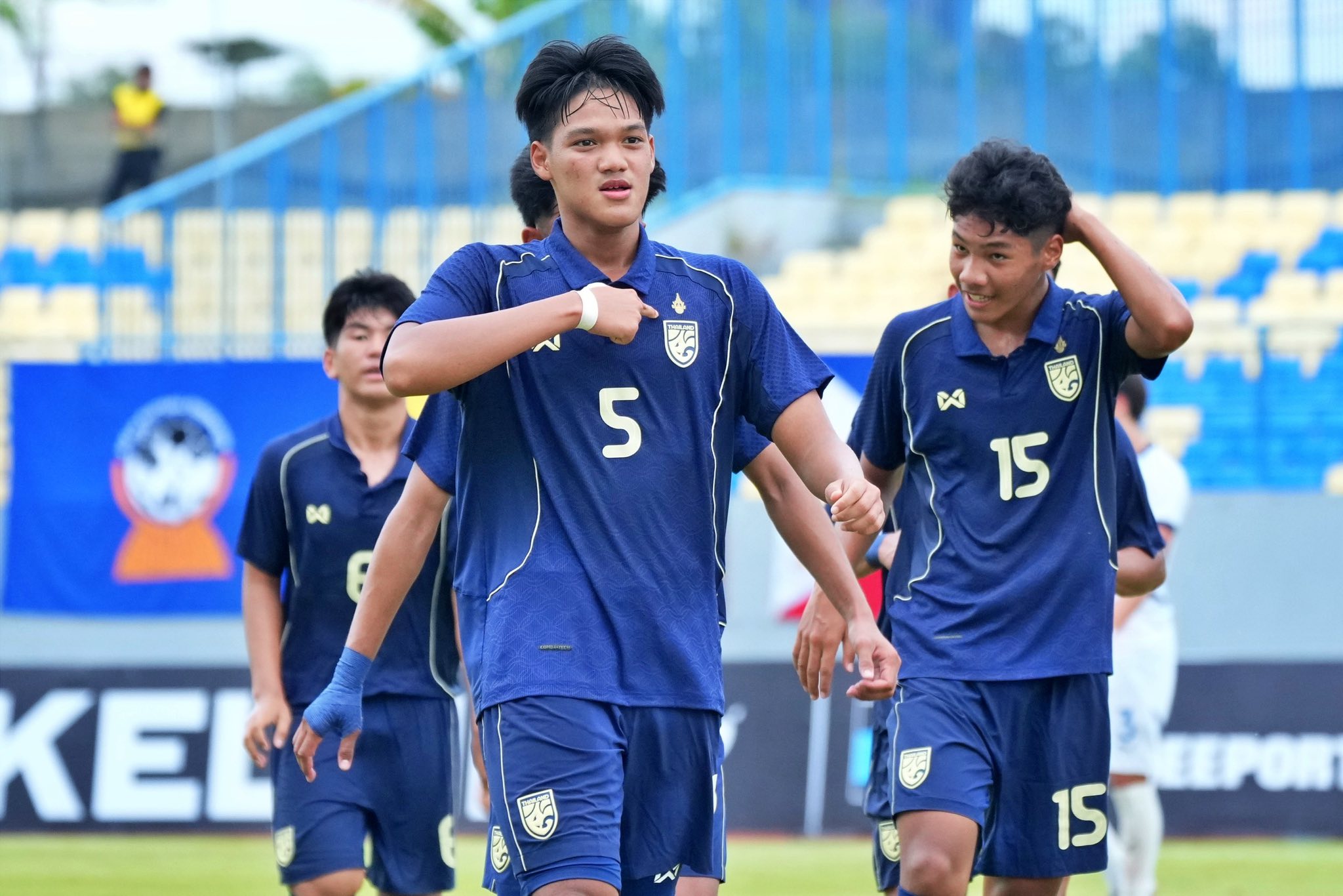 U17 Thái Lan ‘thị uy’ sức mạnh