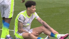 Man City trả giá đắt cho trận thắng Chelsea