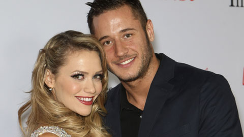 Cựu cầu thủ Southampton hốt bạc nhờ đóng phim 'người lớn'