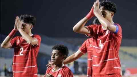 U17 Indonesia thắng đậm, thách thức U17 Việt Nam