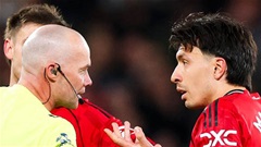 Lisandro Martinez nhận thẻ đỏ, Calvert-Lewin cũng nên bị đuổi