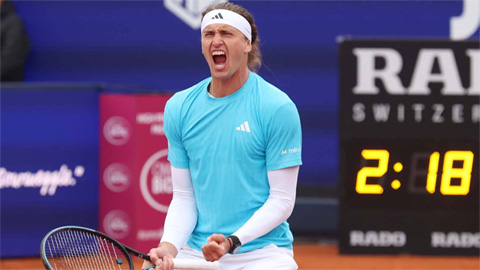Cú tweener mãn nhãn đưa Alexander Zverev vào vòng hai Munich Open