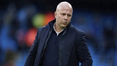 Fan Liverpool phẫn nộ trước hai quyết định của Arne Slot