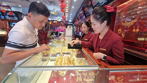 Giá vàng hôm nay 15/4/2026: Tăng từ 1,5 đến 2 triệu đồng/lượng