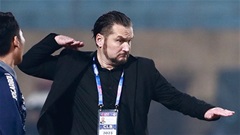 HLV Velizar Popov lập ‘kỷ lục’ chịu phạt ở V.League