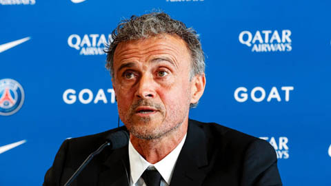 Luis Enrique là khắc tinh của Premier League