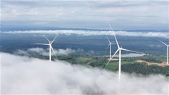 Từ công trường ‘3 không’ đến dòng điện vượt biên giới: Cách Bầu Hiển làm nên kỳ tích Savan 1 trong 16 tháng 