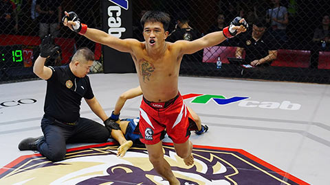 Hoàng Đức thắng submission trước Thành Công ở Lion Championship