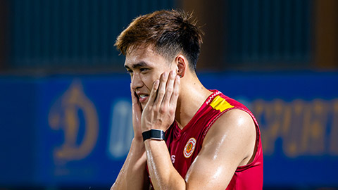 Trung vệ Bùi Hoàng Việt Anh chốt hợp đồng với CAHN