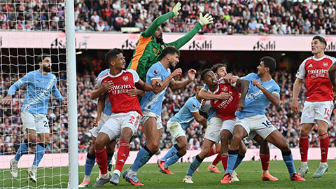 Hợp đồng gây tranh cãi của Man City có thể định đoạt đại chiến với Arsenal