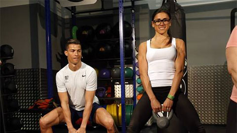Cristiano Ronaldo bị giáng đòn nặng