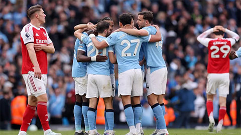 Fan Arsenal đòi bán ngay một ngôi sao sau trận thua Man City