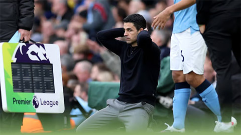 Vì sao Man City thắng Burnley là chiếm đỉnh bảng của Arsenal?