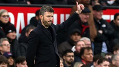 Michael Carrick đối mặt ‘cơn đau đầu dễ chịu’ tại MU