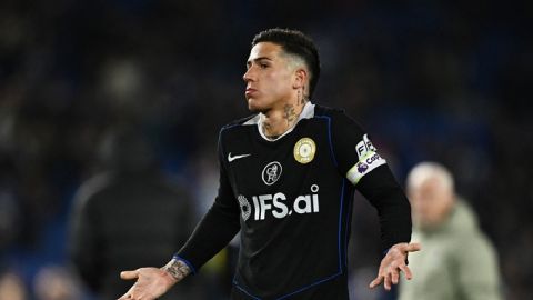 Chelsea đang bơi trong cuộc khủng hoảng tồi tệ nhất sau 114 năm 