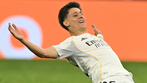 Real Madrid, hãy xây tương lai quanh Arda Guler!