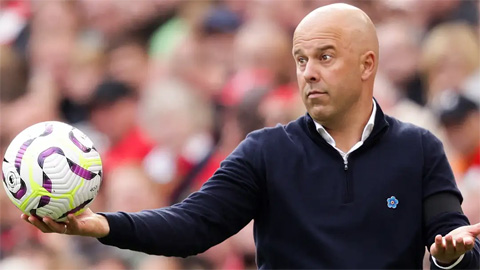 Liverpool đưa ra quyết định quan trọng về Arne Slot