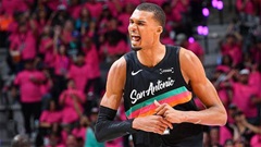 Trung phong cao hơn 2 mét Victor Wembanyama đi vào lịch sử NBA