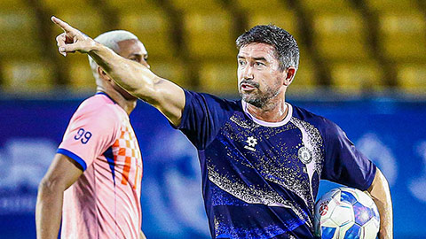 Harry Kewell, chất lượng ngoại hạng nhưng V.League rất khác 