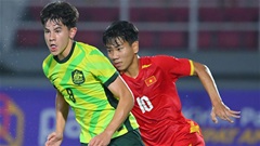 Chu Ngọc Nguyễn Lực của U17 Việt Nam hơi lạm dụng thể hiện