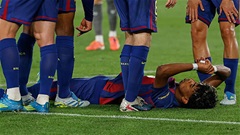 Khi Barca và tuyển Tây Ban Nha cùng 'tim đập chân run'