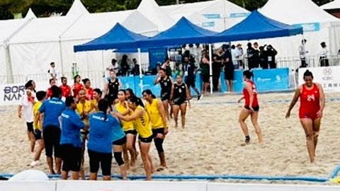 Bóng ném nữ Việt Nam đánh bại Thái Lan tại giải châu Á