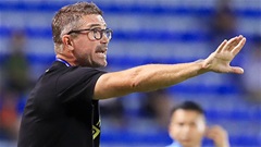 HLV Harry Kewell đồng tình Văn Quyết, chê Ninh Bình đá bóng dài