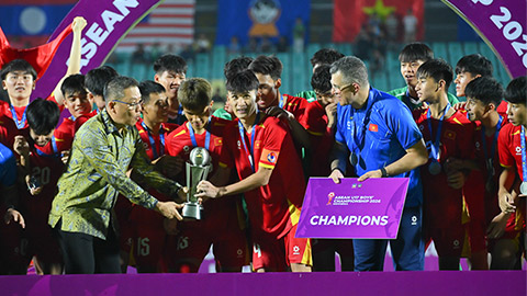 CĐV Đông Nam Á ngả mũ thán phục, hết lời ca ngợi U17 Việt Nam