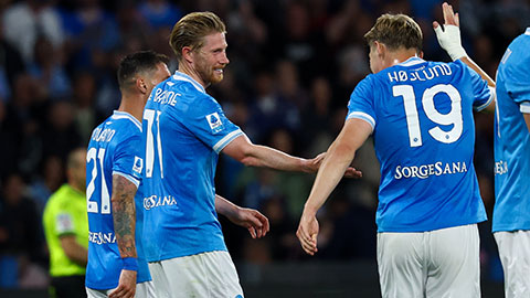 McTominay và De Bruyne tỏa sáng, Napoli tạm chiếm ngôi nhì