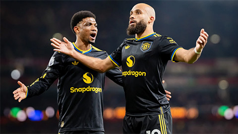 MU nhìn thấy tử huyệt của Brentford, Champions League vẫy gọi 