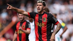 Liverpool và MU 'đại chiến' vì Senesi