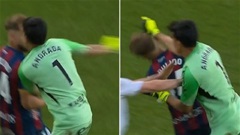 Thủ môn của Zaragoza đấm thẳng mặt đội trưởng đối phương