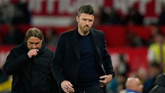 Michael Carrick đứng ra 'che chắn' cho hàng thủ MU