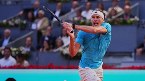 Alexander Zverev lần thứ 9 liên tiếp vào vòng bốn Madrid Open