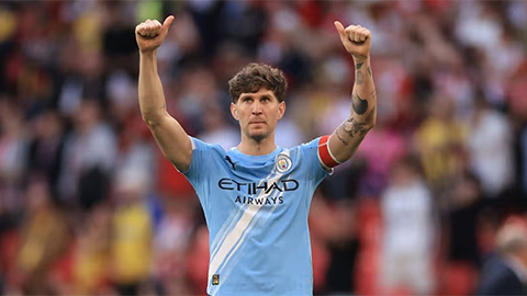 Man City sớm tìm ra người thay John Stones