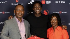 MU giữ chân thành công tài năng trẻ bị Amorim ghẻ lạnh