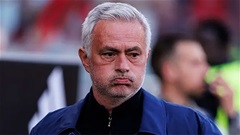 Phòng thay đồ Real Madrid không ủng hộ Mourinho trở lại