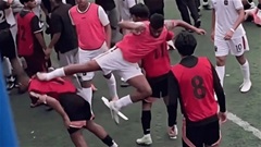 ‘Thần đồng’ U17 Indonesia dự World Cup bị cấm đá bóng 3 năm vì hành hung đồng nghiệp